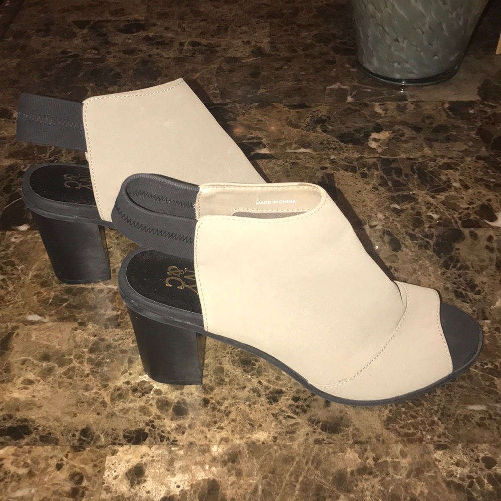 New York and Company Open Toed Shoes